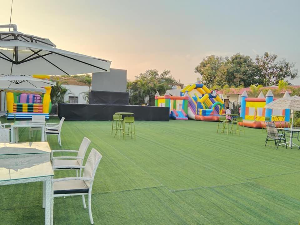 Focus Club And Resort Ranchi Esterno foto