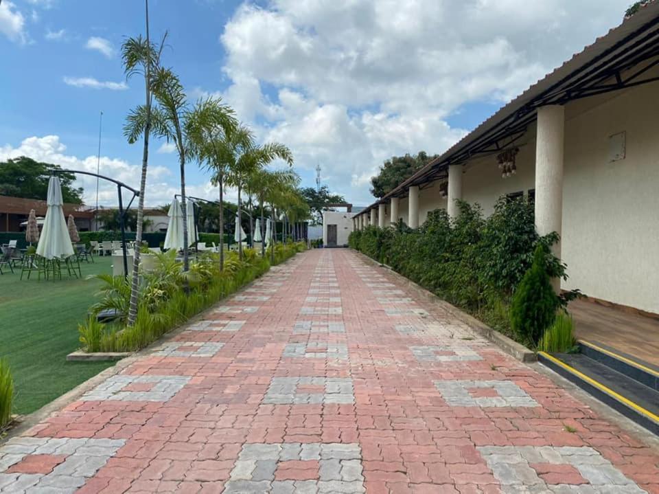 Focus Club And Resort Ranchi Esterno foto